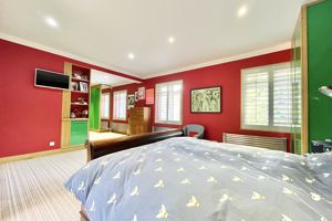 Photo 40- click for photo gallery